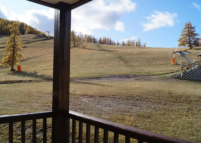 Apartment Renove Au Pied Des Pistes Avec Terrasse - Fr-1-165a-22 *